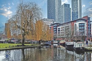 d5af8a93 cd75 4f1e be00 a8022148fdac